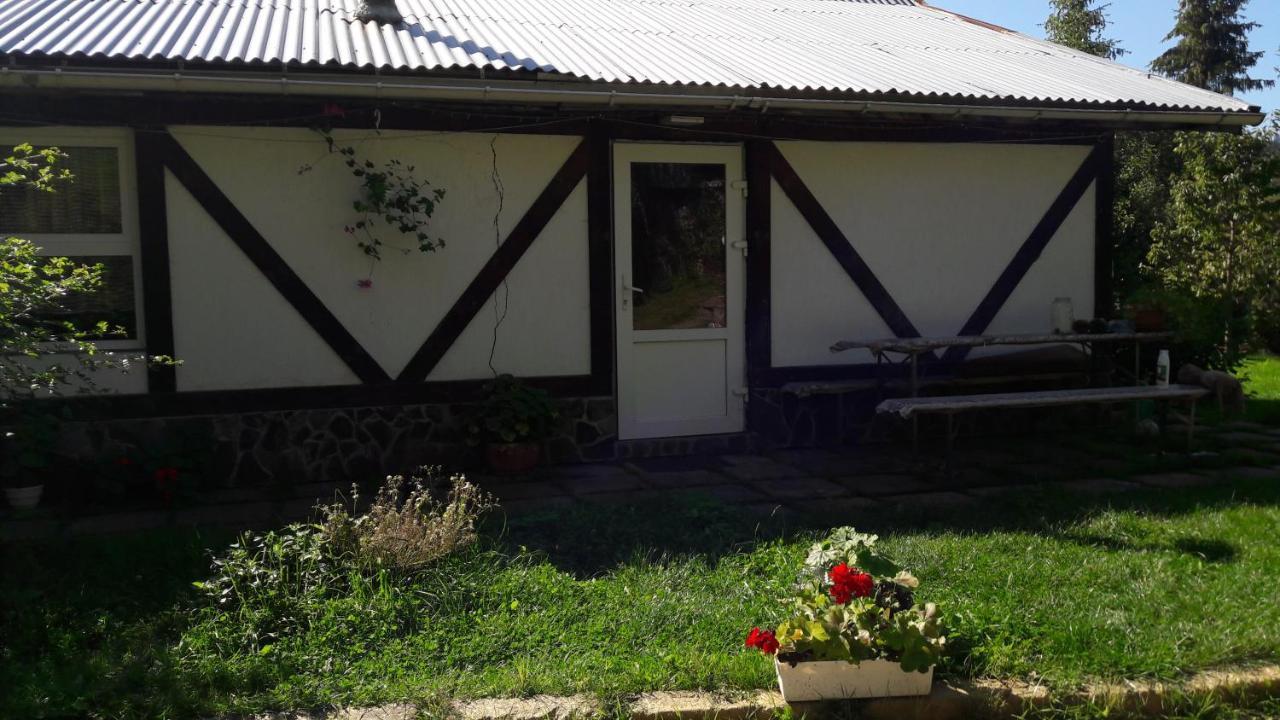 Біла Хижа Verkhne-Studenyy Exterior photo